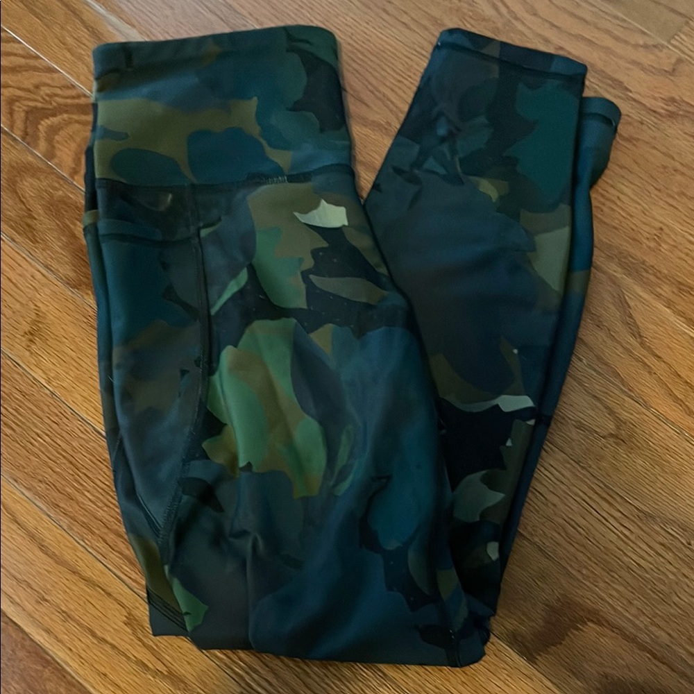 Women’s Camouflage Leggings